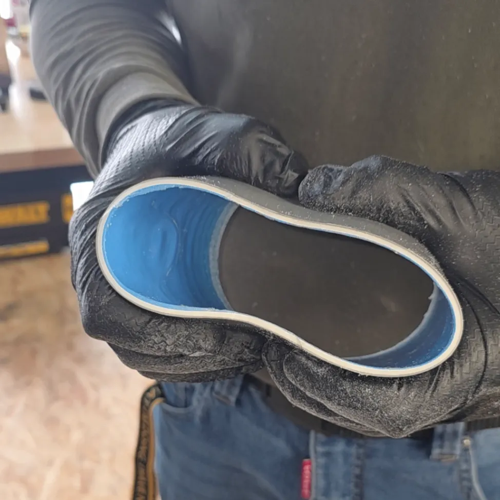 BSE – Pinselauftrag im Rohrinneren